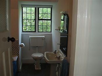 Bed & Breakfast Woodchester Fourways Страуд Екстериор снимка